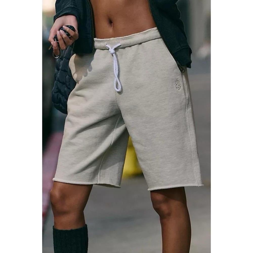 NEW Free People FP Movement For the Win Long Shorts Logo Size Small Tan Beige - Picture 3 of 14